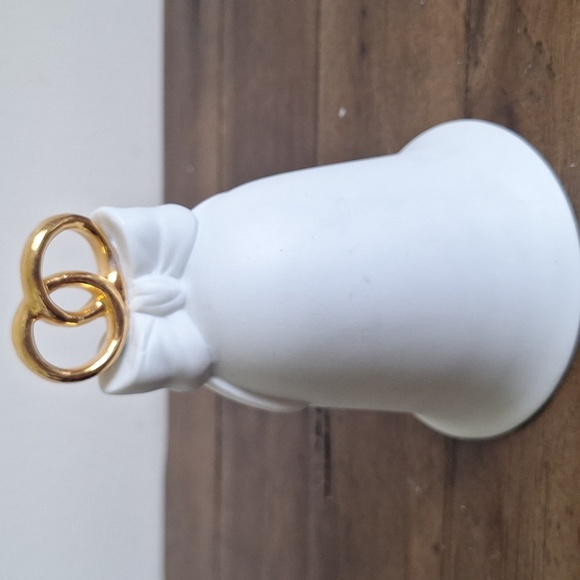 Vintage Wedding Bell Ceramic Music Box - Picture 4 of 5